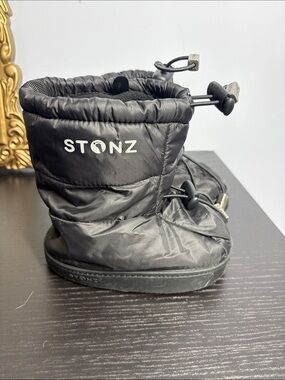 Stonz Puffer Bootie Toddler – Insulated, Water-Resistant Cold Weather Booties